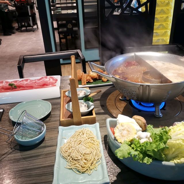 呢座咁宏偉嘅。。就係文青最愛嘅誠品酒店喇
