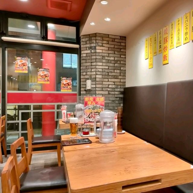 【大阪 日本橋】餃子とラーメンとチャーハンのセットって神だと思う✨