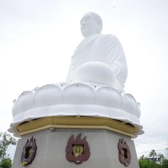 Long Son Pagoda