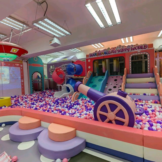 牛頭角特大波波池playhouse