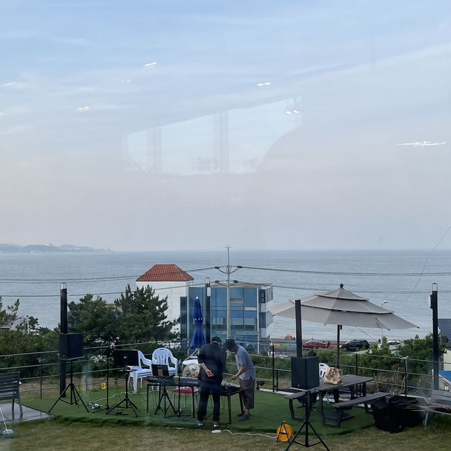 강동 몽돌해변이 보이는 오션뷰카페, 아주로마레 | 트립닷컴 울산 강동 몽돌해변이 보이는 오션뷰카페, 아주로마레 | 트립닷컴 울산 