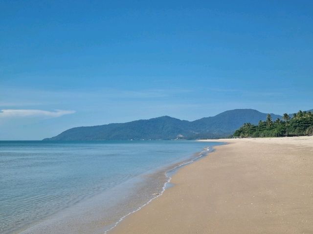 หาดคอเขา อ่าวขนอม ทะเลฝั่งอ่าวไทย 🏝