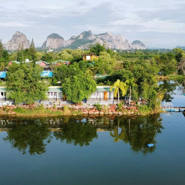 ที่พักริมน้ำเมืองราชบุรี