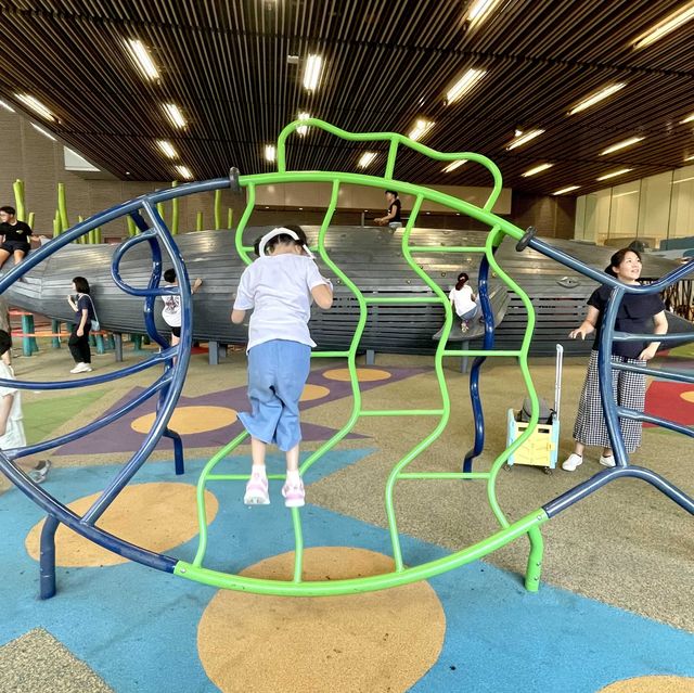 免費室內遊樂場「鯨魚花園」