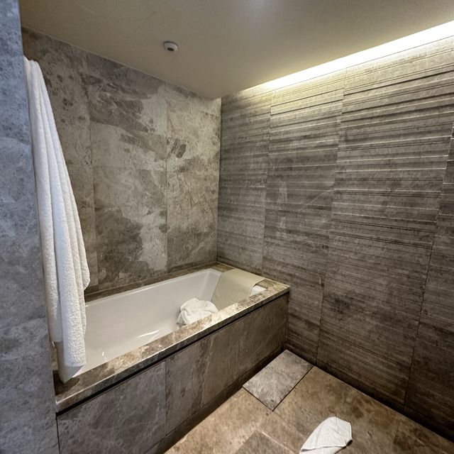 5星級優質地鐵站上蓋酒店-East Hotel Beijing 