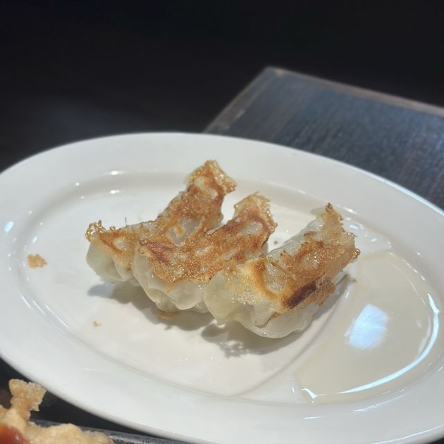 創意港風拉麵店 