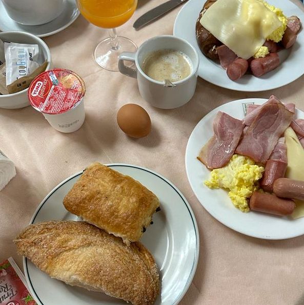 Hotel with a bfast spread, pisa terrace view 