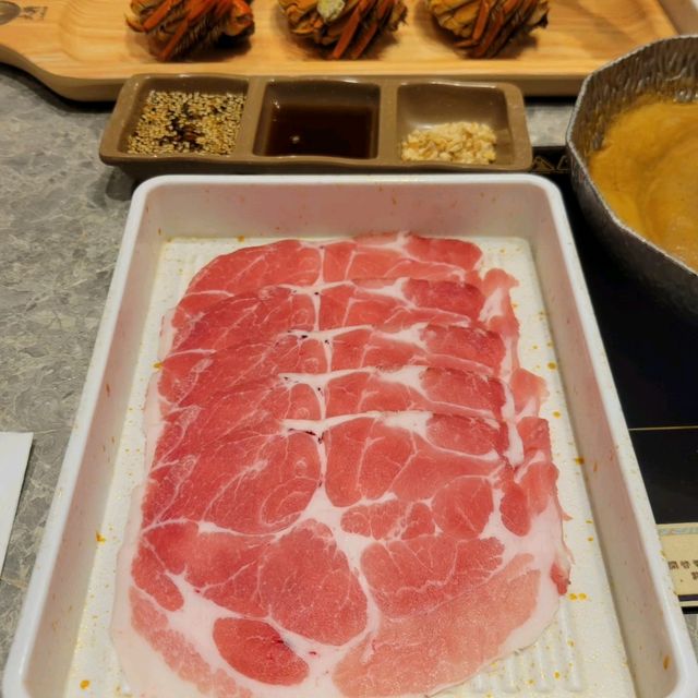 爆膏大閘蟹🦀•安格斯牛小排火鍋放題🐄
