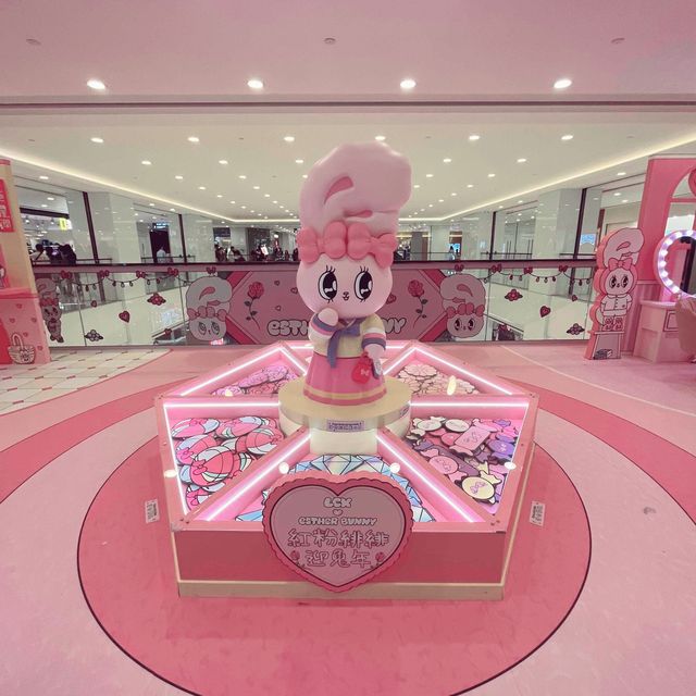 Esther Bunny兔年商場裝飾