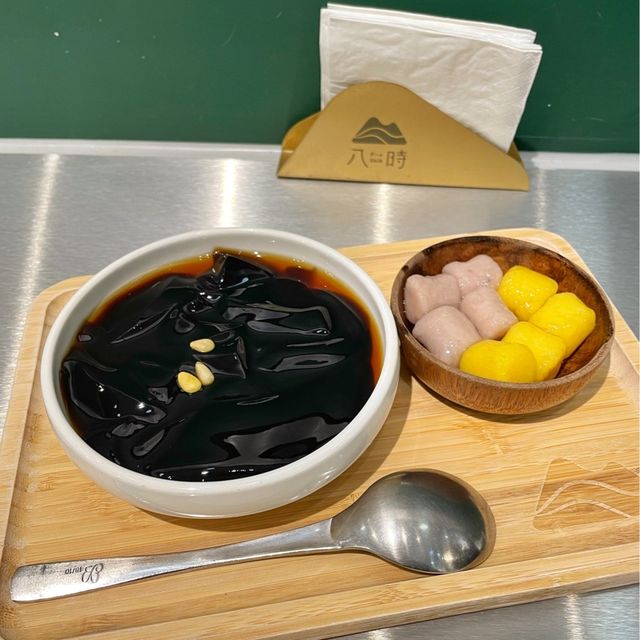 中環超滑台式仙草😋
