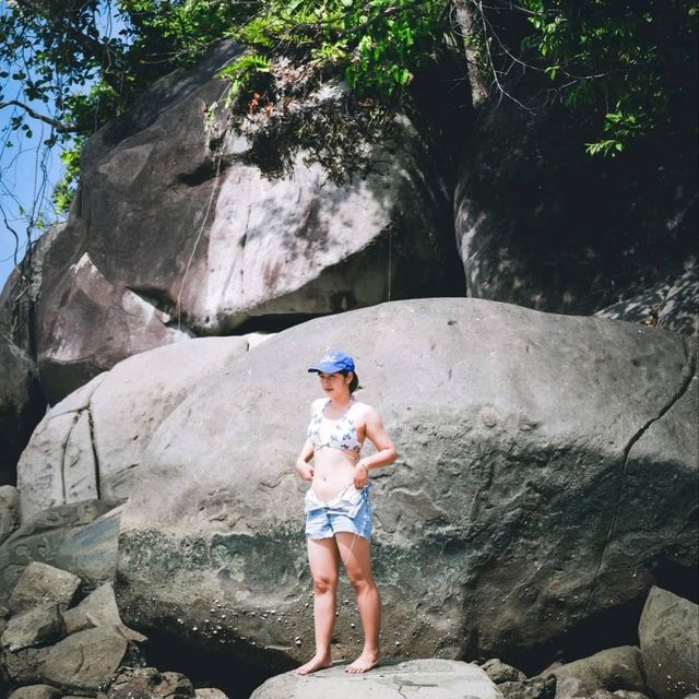 หาดเล็ก หาดลับ พังงา 