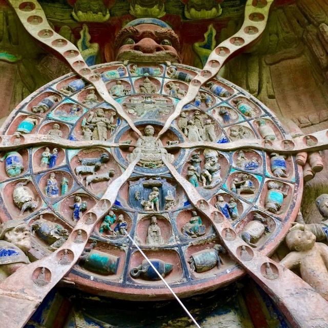 重慶旅遊景點推薦～「大足石刻寶頂山石刻」…千年石窟世界文化遺產