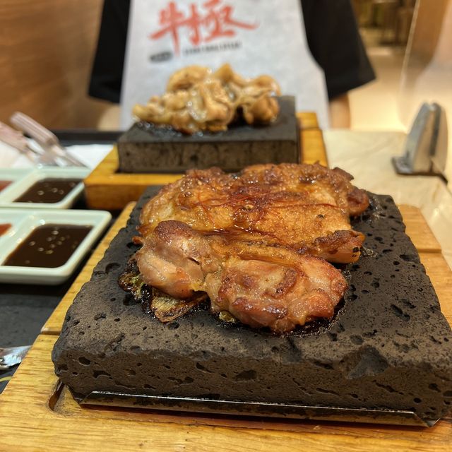 📍香港灣仔｜牛極 · 平民價鐵板燒香氣爆登🔥 仲有日式點餐機！