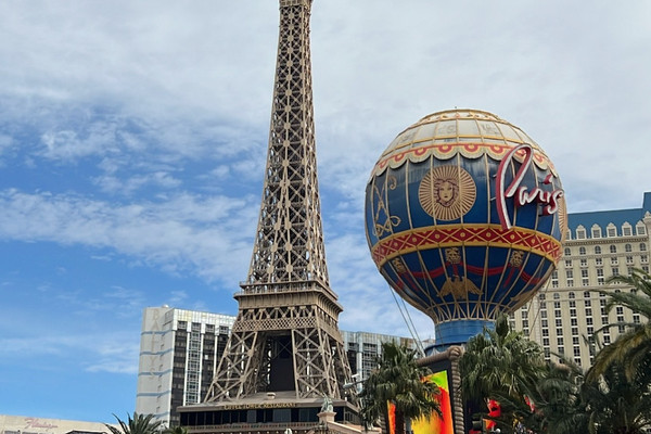 A PARISIAN MOMENT : PARIS LAS VEGAS – the belle abroad