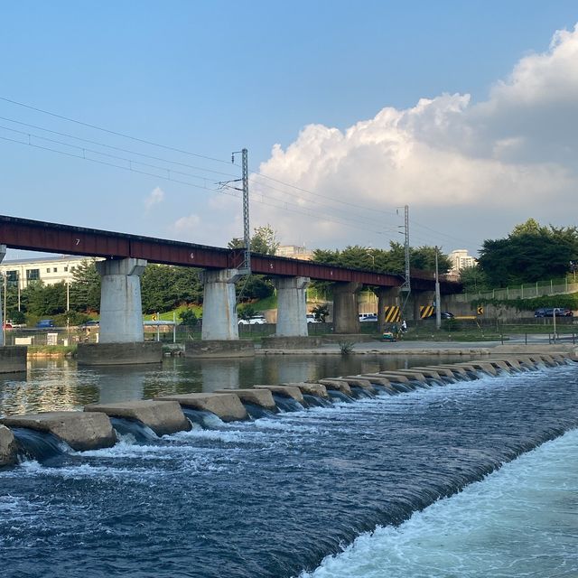 Jungnangcheon Stream, Dongdaemun, Seoul