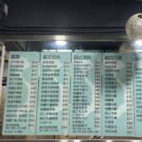 港大學生飯堂！西環越南菜小店｜街坊熟客都推薦！