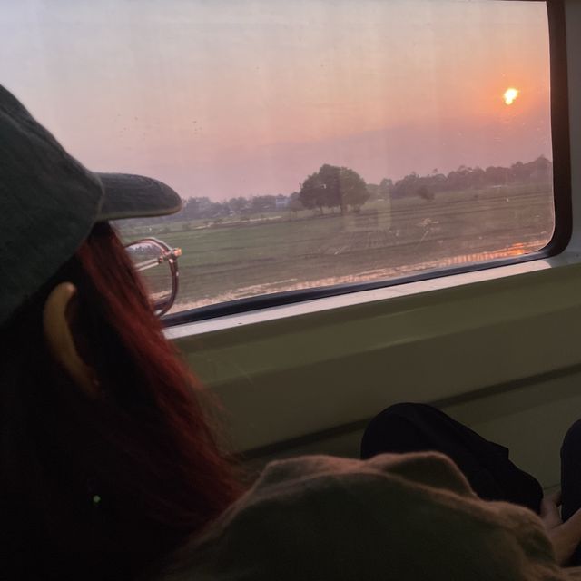 round trip from south Korea to indonesia