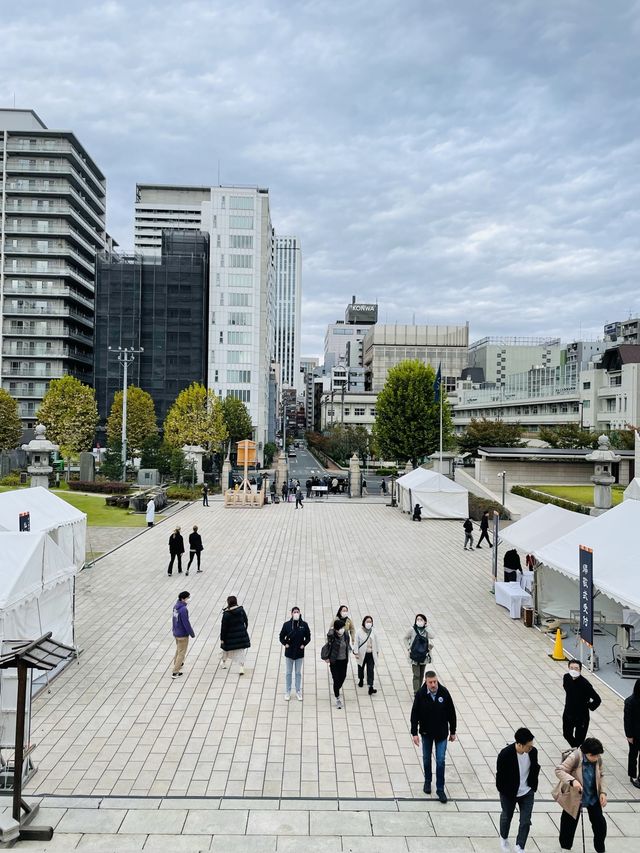 【東京都/築地本願寺】インドを彷彿させる寺院