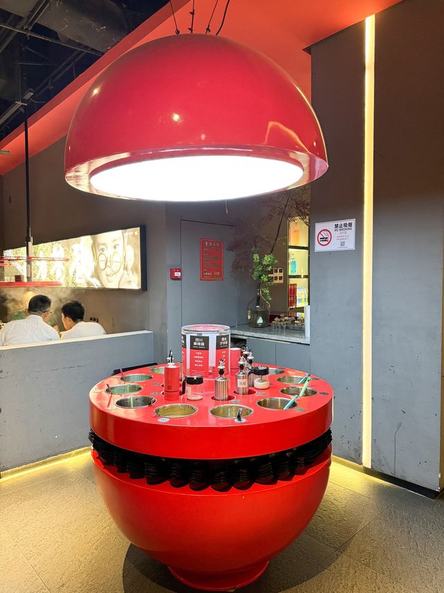 「就犟」這個呼啦圈牛肉火鍋絕了！
