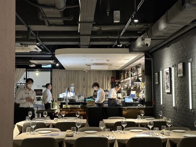 食在中環．Feast Oyster Bar．120分鐘任食生蠔