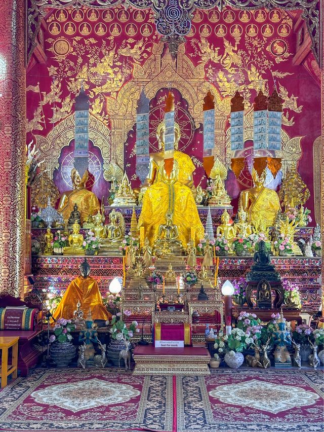 ไหว้พระ เสริมดวง วัดลอยเคราะห์  จังหวัดเชียงใหม่