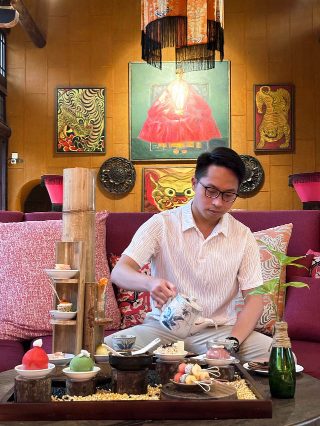 THIEN QUAN LOUNGE - Uong Bi, Vietnam