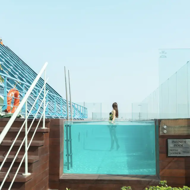 【トルコ】イスタンブールの新市街でホテルステイ！リッツカールトンイスタンブール