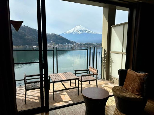 東京必訪富士山溫泉酒店：落地窗山景，溫泉極致享受