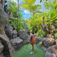 Dino Park Phuket Mini-golf ที่มาในตีม Jurassic 