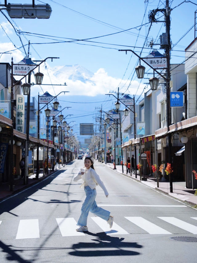 🇯🇵富士山🗻日川時計店🕰️日本故事感的街道