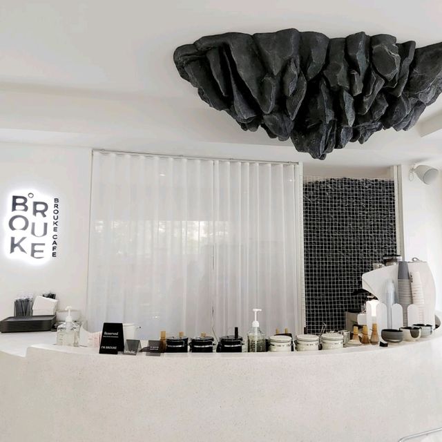 BROUKE CAFE @ Pattaya