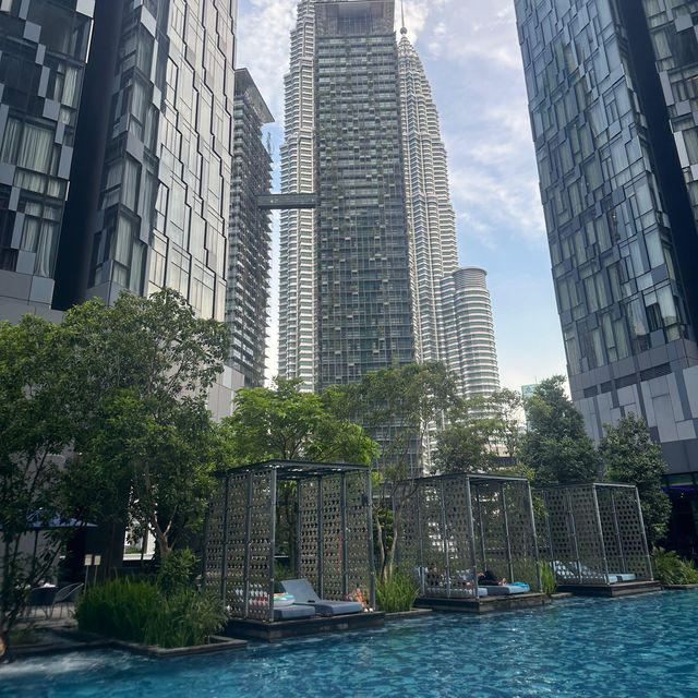 쿠알라룸푸르의 묘미는 트윈타워죠 😉