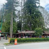 North Vancouver에 자연경관이 멋진 공원Capilano suspension Bridge Park
