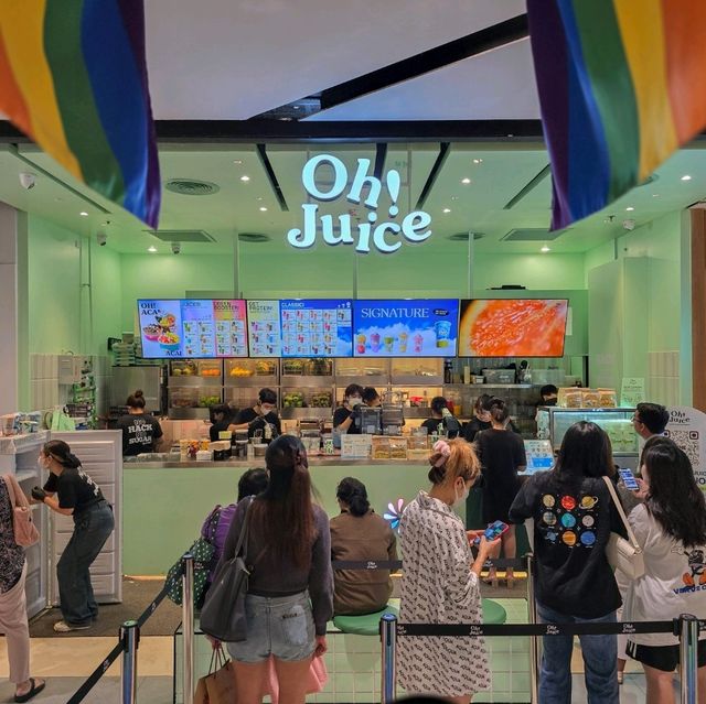 ได้มาชิมสักที #OhJuice สมูทตี้สีรูปโลก 