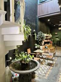 Cute Little Crepe Cafe in Jonker Street