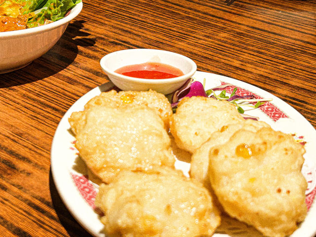 女人街食飯公司 Ladies Street Sik Faan Co.