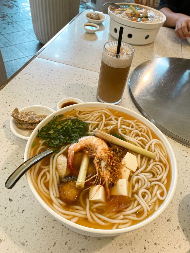 Hearty Soup Noodle in Penang 🇲🇾