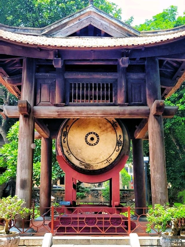 An extraordinary tour to the first National University of Vietnam 