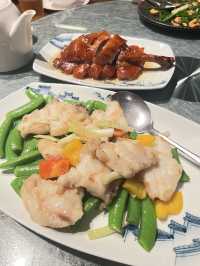戲曲中心內的中菜館 長輩食得開心😃