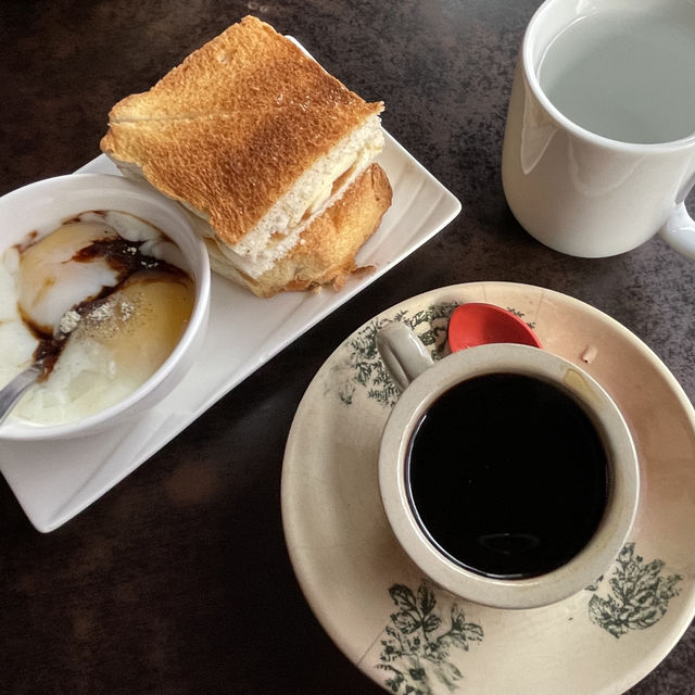 Nostalgic Coffee Haven Awaits You