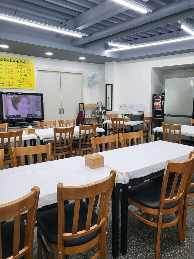 거제 몽돌해수욕장에서 맛본 톳비빔밥