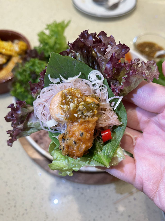 พาคุณแม่มาทาน เมนูพิเศษวันแม่ 🥗 โอ้กะจู๋