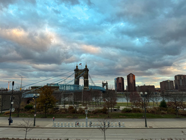 John A. Roebling Suspension Bridge: Cincinnati's Iconic Span