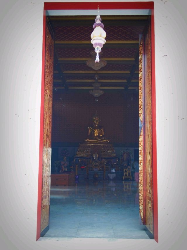 วัดตากฟ้าพระอารามหลวง จ.นครสวรรค์