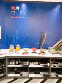 Buffet Breakfast at Holiday Inn Express Hangzhou Westlake East