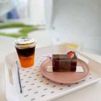 Uncloud คาเฟ่บางแสน ☁️