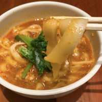 【成田空港】モチモチ❤️空港関係者御用達の刀削麺✨