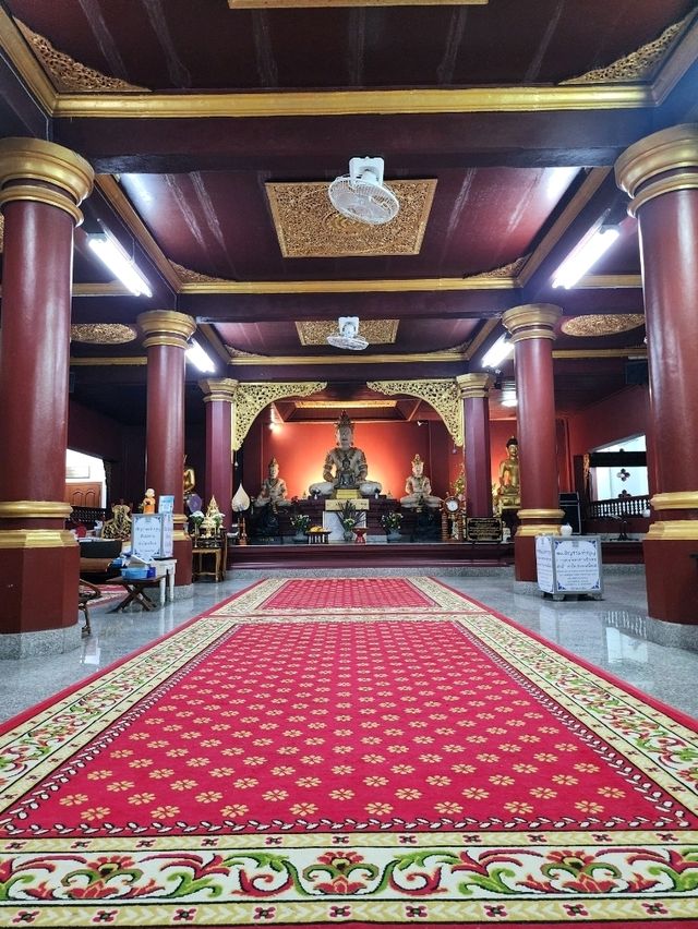 【チェンマイ】お寺巡りWat Rajamontean