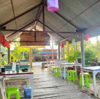 ร้านอาหาร กั๊ตจัง