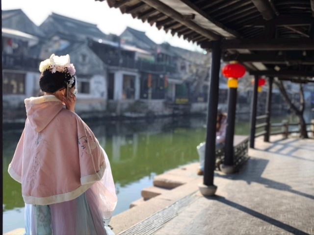 探索烏鎮西柵：中國最美水鄉古鎮的旅遊指南